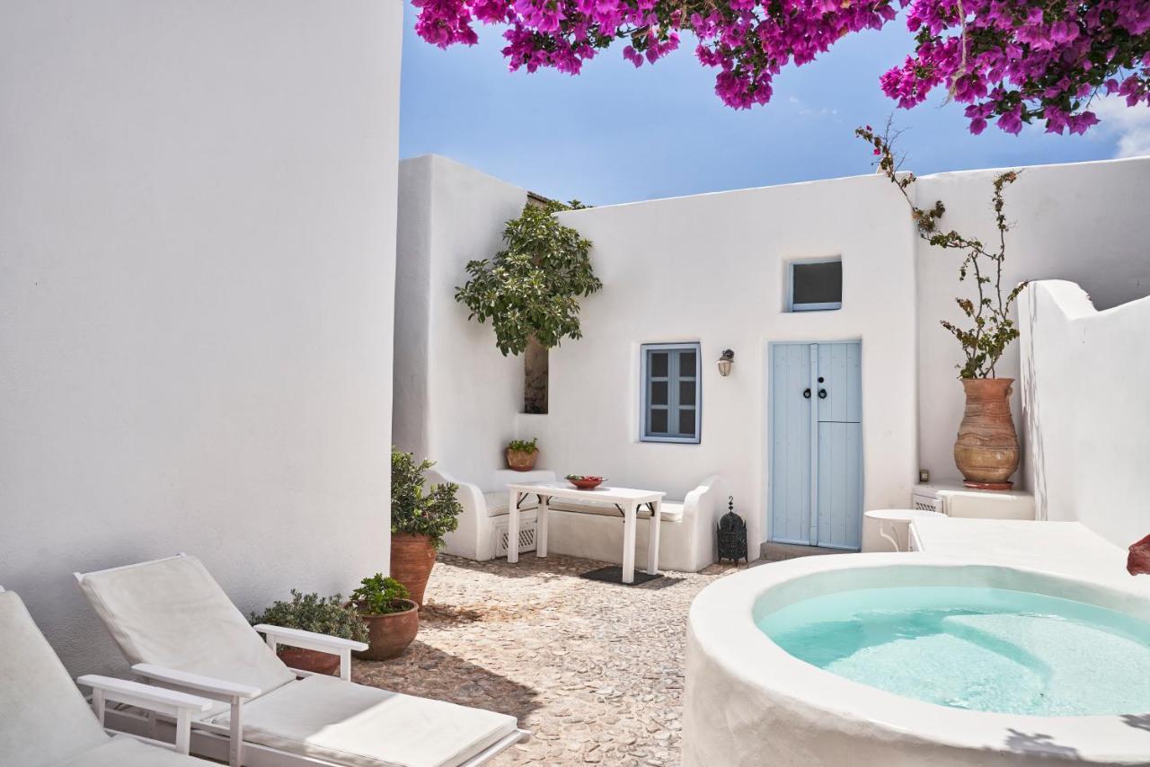 2 Bedroom Charming Villa With Outdoors Jacuzzi Megalochori  Extérieur photo