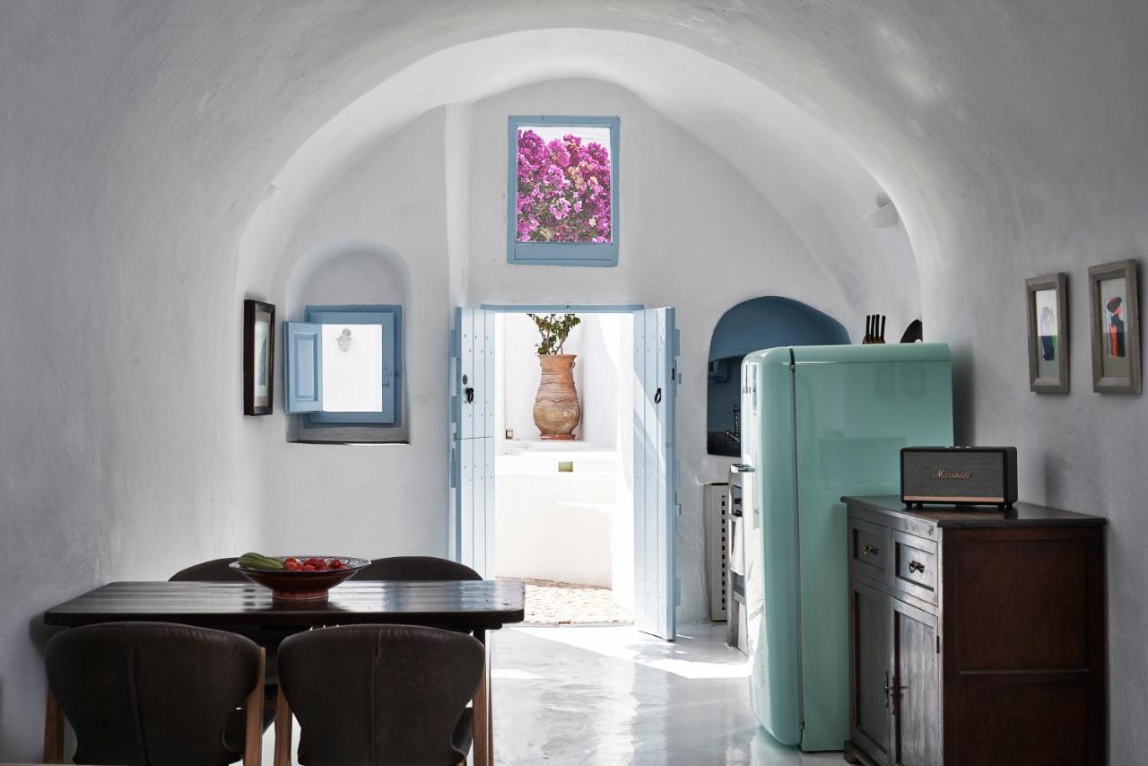 2 Bedroom Charming Villa With Outdoors Jacuzzi Megalochori  Extérieur photo