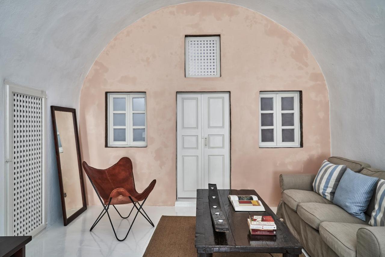 2 Bedroom Charming Villa With Outdoors Jacuzzi Megalochori  Extérieur photo