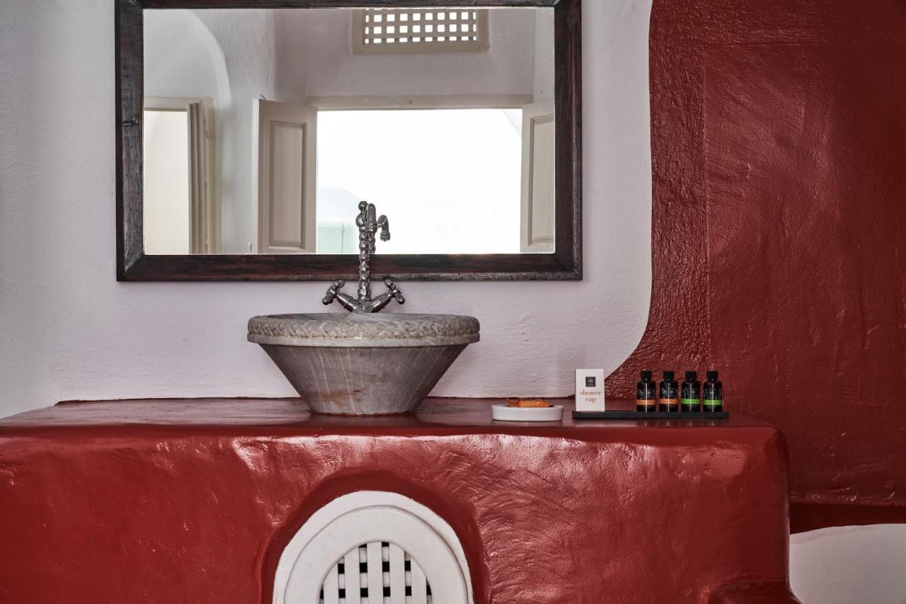 2 Bedroom Charming Villa With Outdoors Jacuzzi Megalochori  Extérieur photo